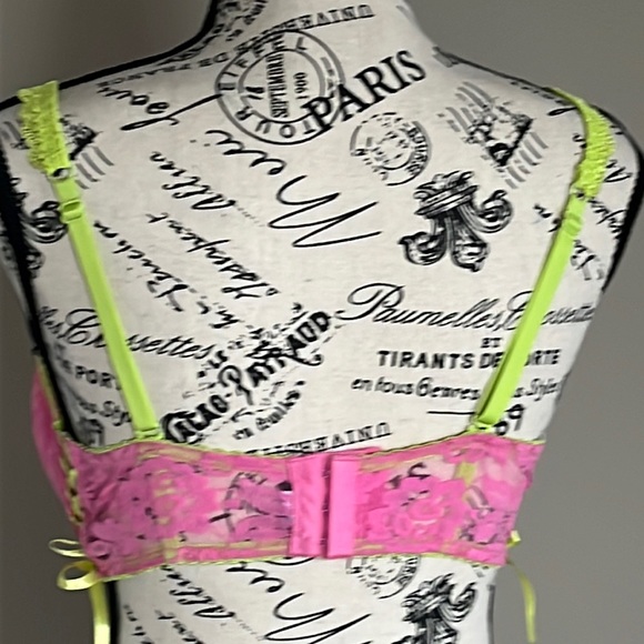 NWOT Padded Underwire Bra - 2 for $10 Mix & Match - Picture 4 of 5